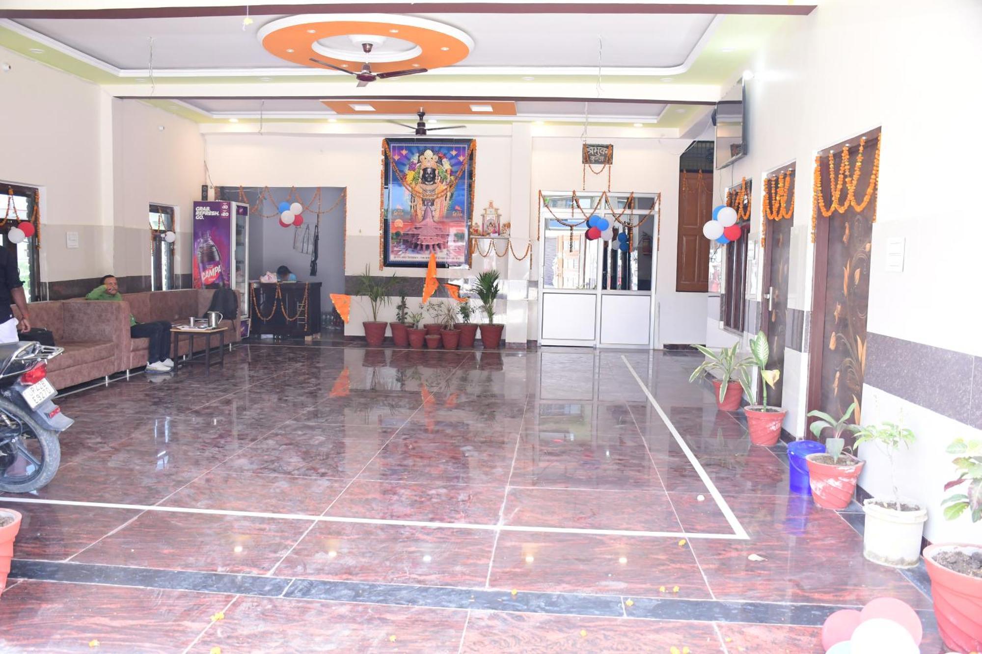 Shree Ram Hotel Ayodhya Dış mekan fotoğraf